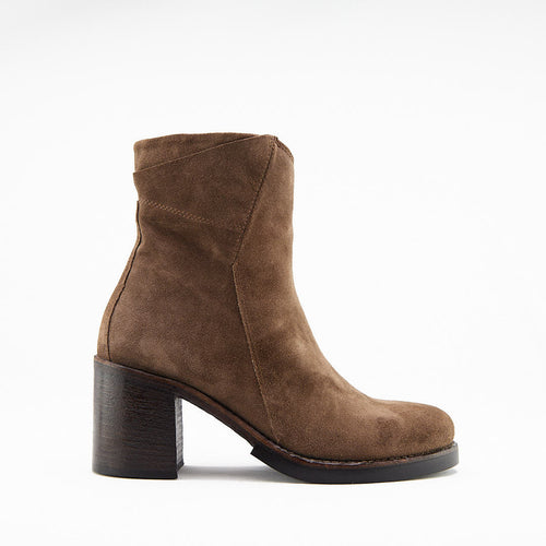ARAPEY NOCCIOLA - Stivaletto con Zip Donna in Camoscio - HUNDRED100® - HUNDRED100