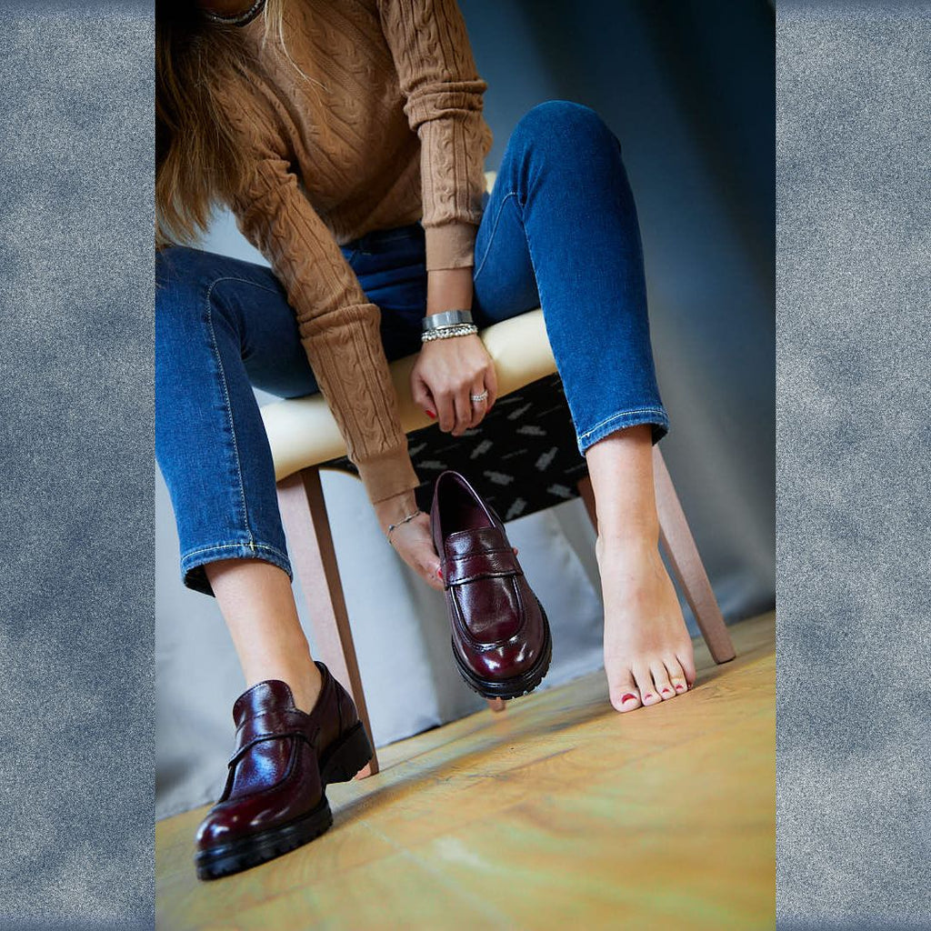 AZER - Mocassino Donna in Pelle di Bufalo Tinto in Capo - HUNDRED100® - HUNDRED100