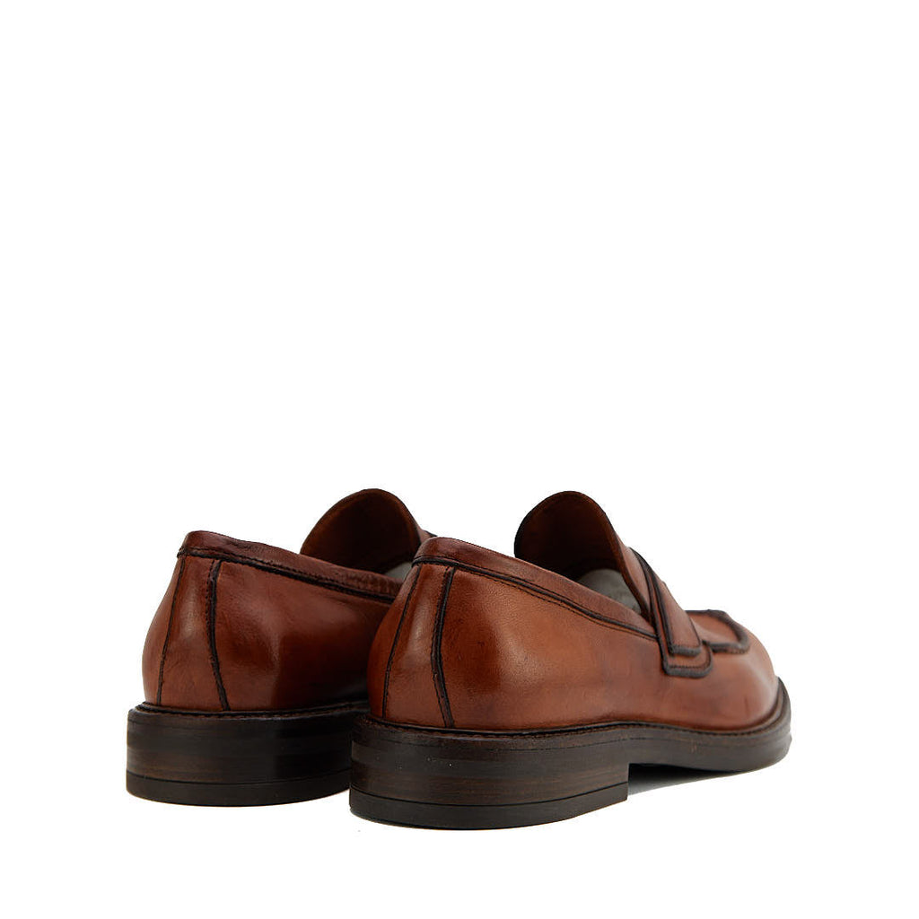 BASEET RUGGINE - Mocassino Uomo in Pelle di Bufalo Tinto in Capo - HUNDRED100® - HUNDRED100
