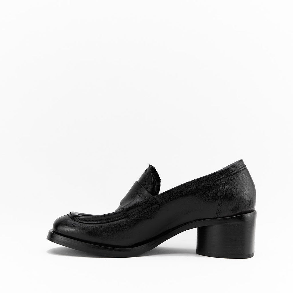 BUKRA - Mocassino Donna in Pelle di Bufalo  - HUNDRED100® - HUNDRED100