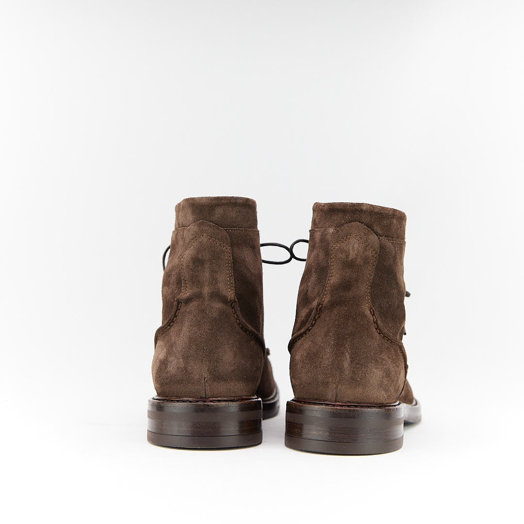 CHESTER EBANO - Stivaletto Stringato Uomo in Camoscio - HUNDRED100® - HUNDRED100