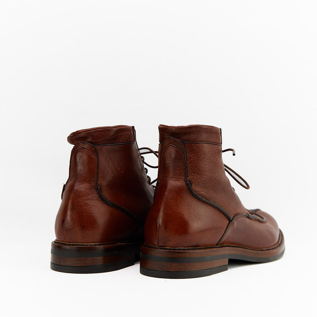 CHESTER RUGGINE - Stivaletto Stringato Uomo in Pelle di Bufalo Tinto in Capo - HUNDRED100® - HUNDRED100