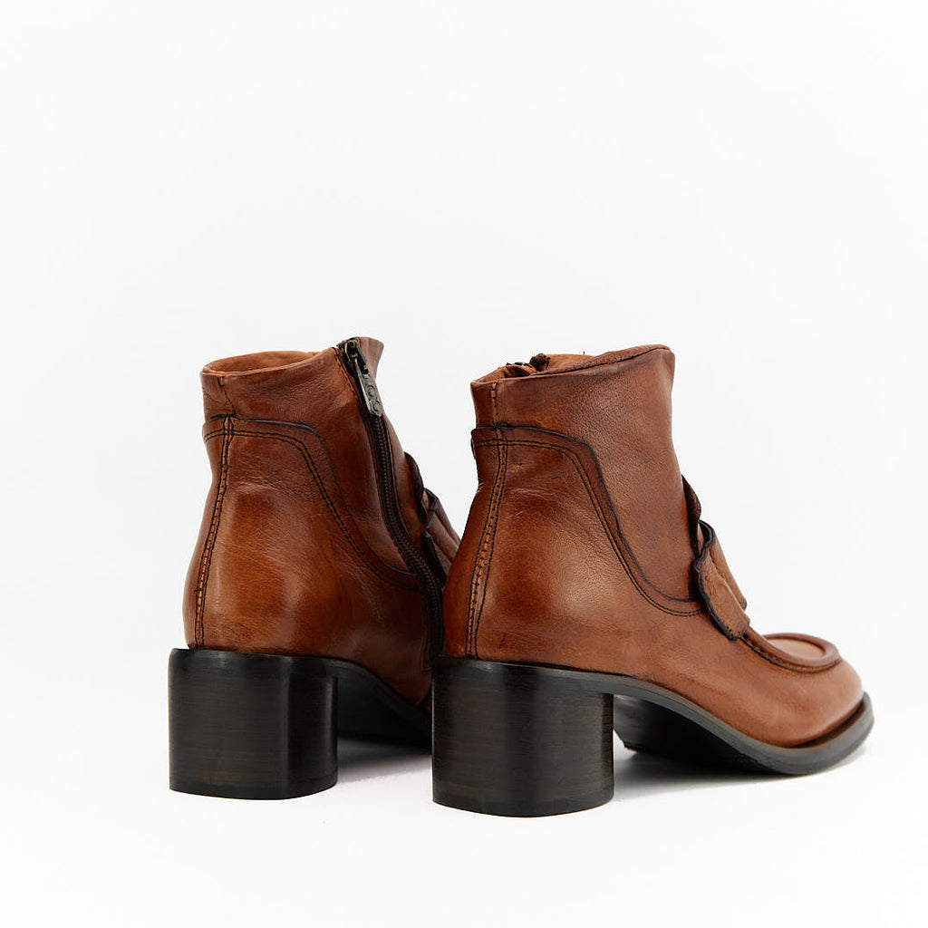 GEOMETRIC CUOIO - Stivaletto con Zip Donna in Pelle di Bufalo Tinto in Capo - HUNDRED100® - HUNDRED100