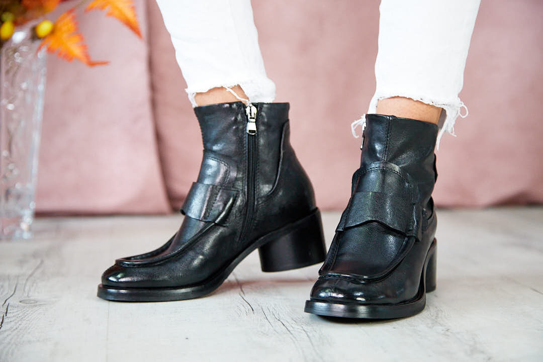 GEOMETRIC NERO- Stivaletto con Zip Donna in Pelle di Bufalo  - HUNDRED100® - HUNDRED100