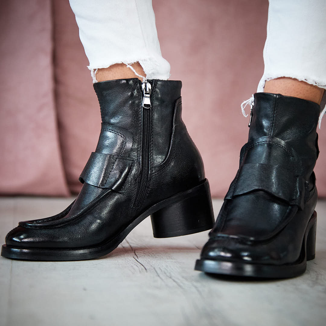 GEOMETRIC NERO- Stivaletto con Zip Donna in Pelle di Bufalo  - HUNDRED100® - HUNDRED100