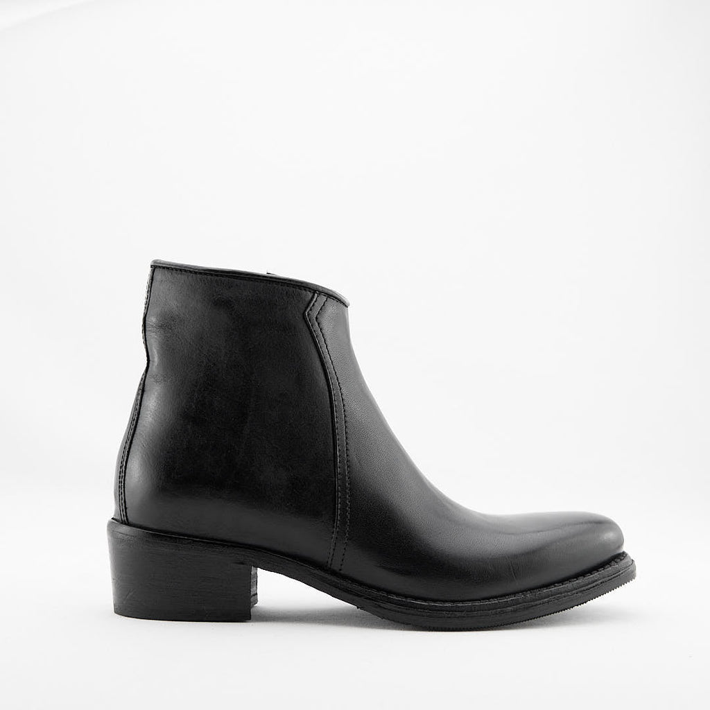 INDAM NERO - Stivaletto con Zip Donna in Vitello Vegetale - HUNDRED100® - HUNDRED100
