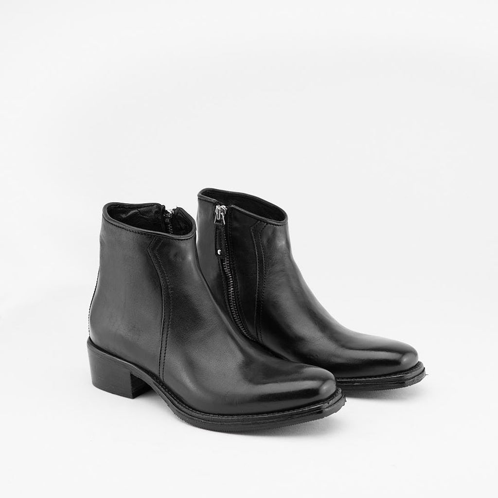 INDAM NERO - Stivaletto con Zip Donna in Vitello Vegetale - HUNDRED100® - HUNDRED100