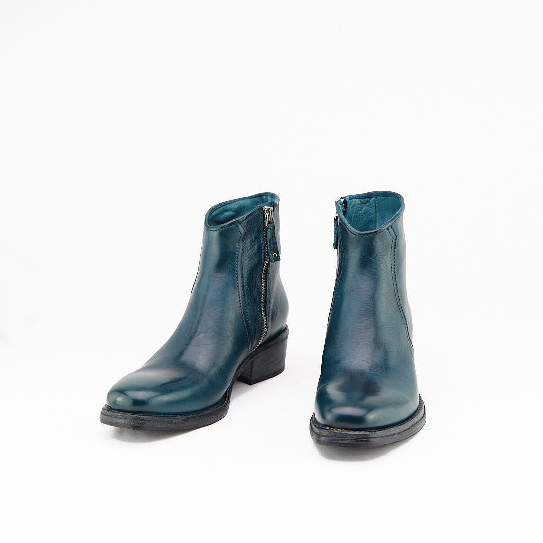 INDAM PETROLIO - Stivaletto con Zip Donna in Pelle di Vitello Vegetale - HUNDRED100® - HUNDRED100