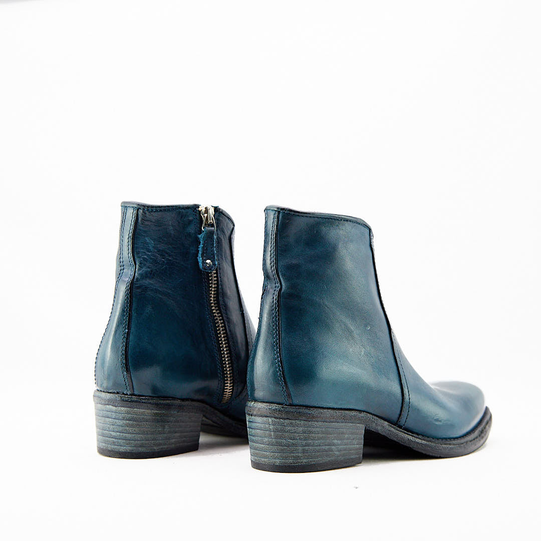 INDAM PETROLIO - Stivaletto con Zip Donna in Pelle di Vitello Vegetale - HUNDRED100® - HUNDRED100