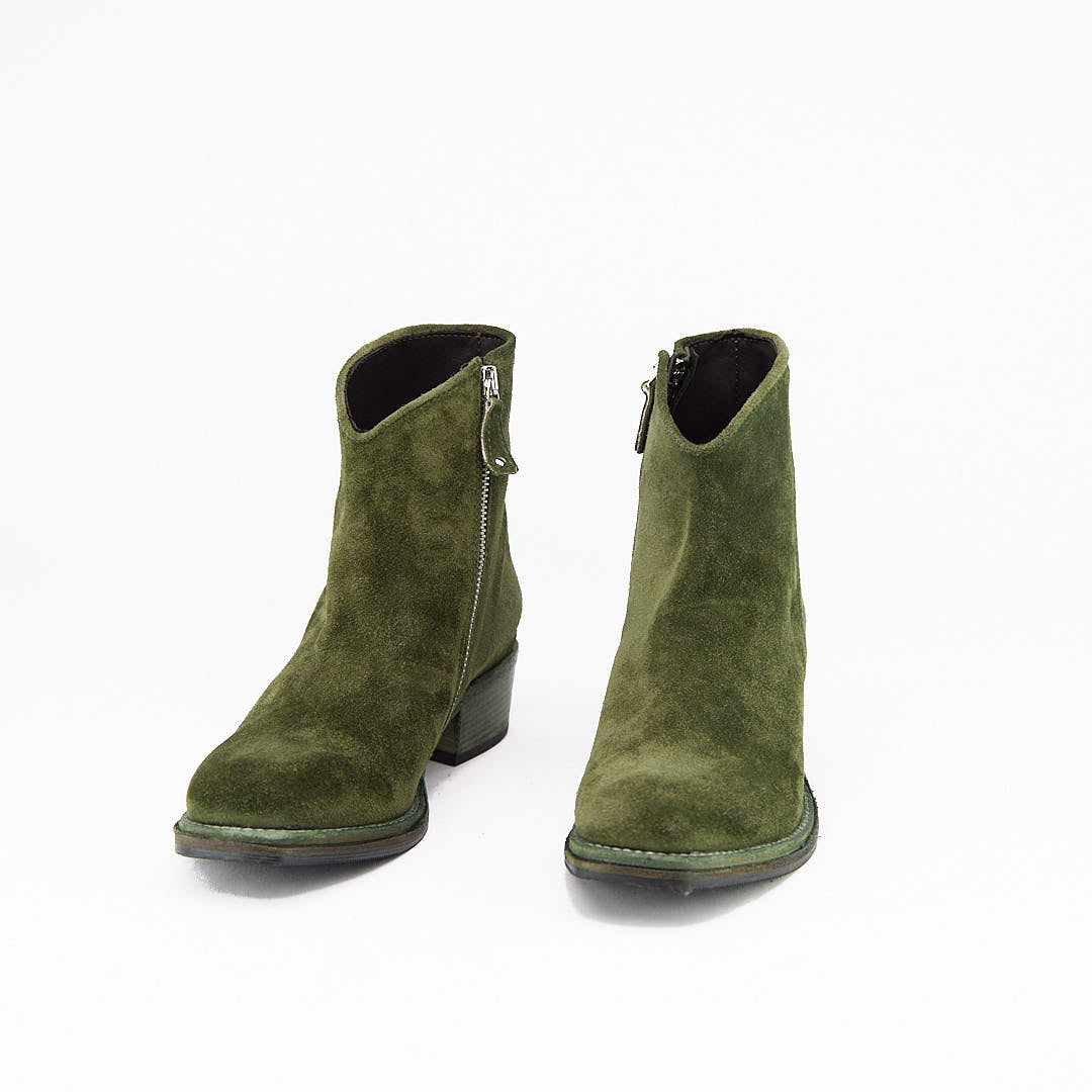 JOSEFIN VERDE - Stivaletto con Zip Donna in Camoscio - HUNDRED100® - HUNDRED100