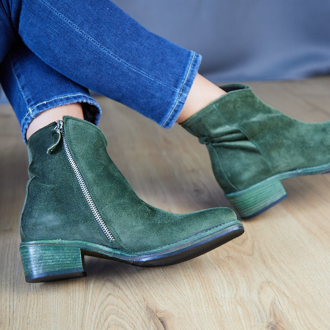 JOSEFIN VERDE - Stivaletto con Zip Donna in Camoscio - HUNDRED100® - HUNDRED100