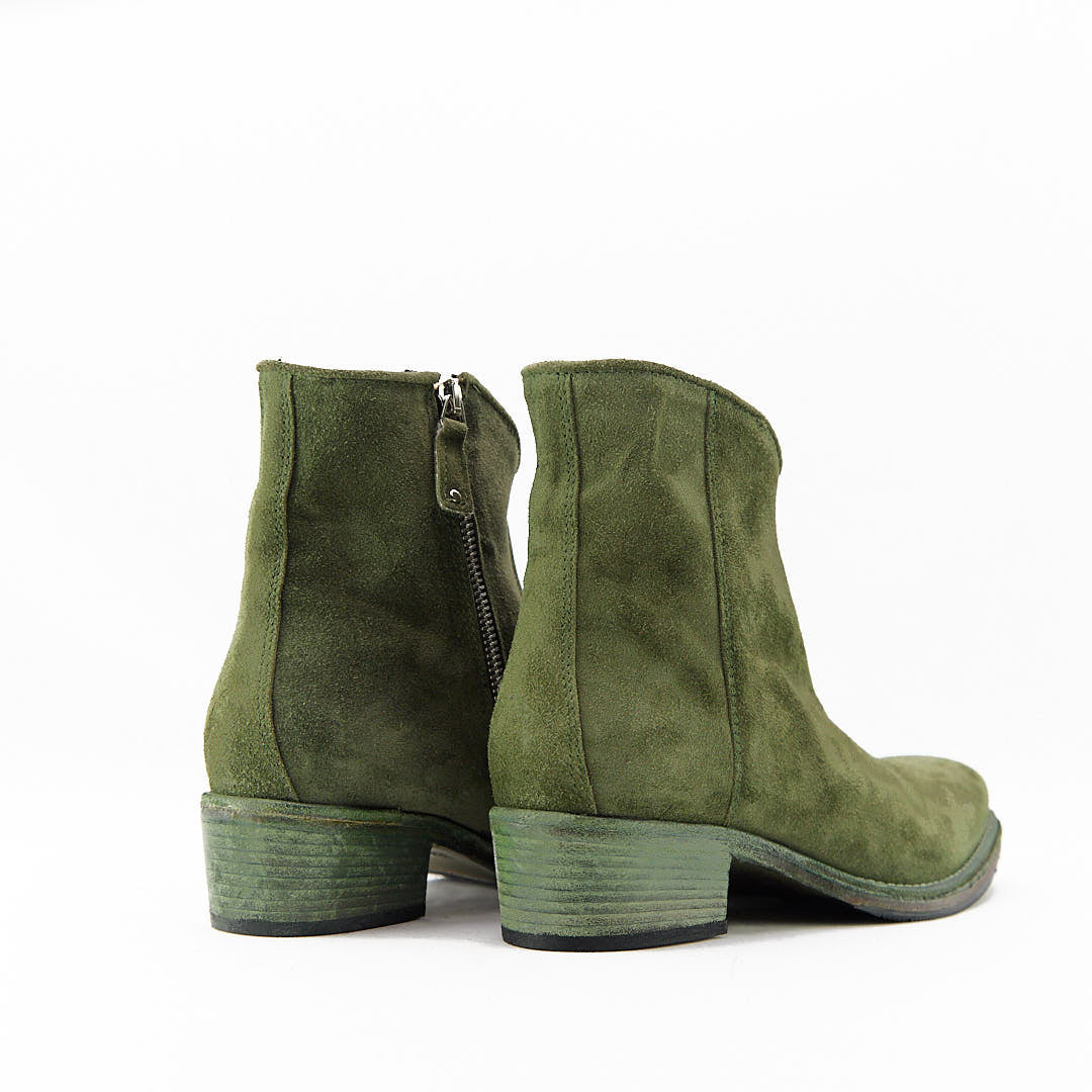 JOSEFIN VERDE - Stivaletto con Zip Donna in Camoscio - HUNDRED100® - HUNDRED100