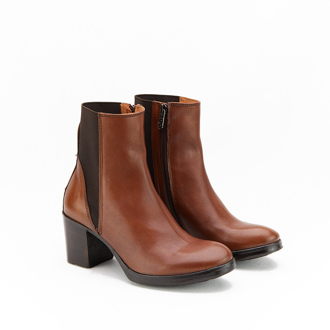 MAKINA CUOIO - Stivaletto Chelsea Donna in Pelle di Vitello - HUNDRED100® - HUNDRED100