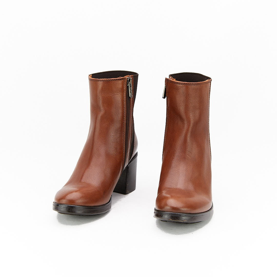 MAKINA CUOIO - Stivaletto Chelsea Donna in Pelle di Vitello - HUNDRED100® - HUNDRED100